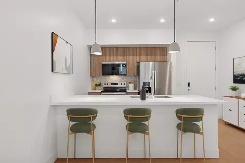 1110 E Turney Ave #318, Phoenix, AZ 85014