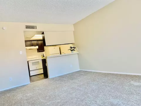 1750 E Bell Rd #101, Phoenix, AZ 85022