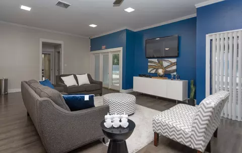 1327 High Rd #X2, Tallahassee, FL 32304