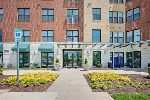 9300 Lottsford Rd #3108, Largo, MD 20774