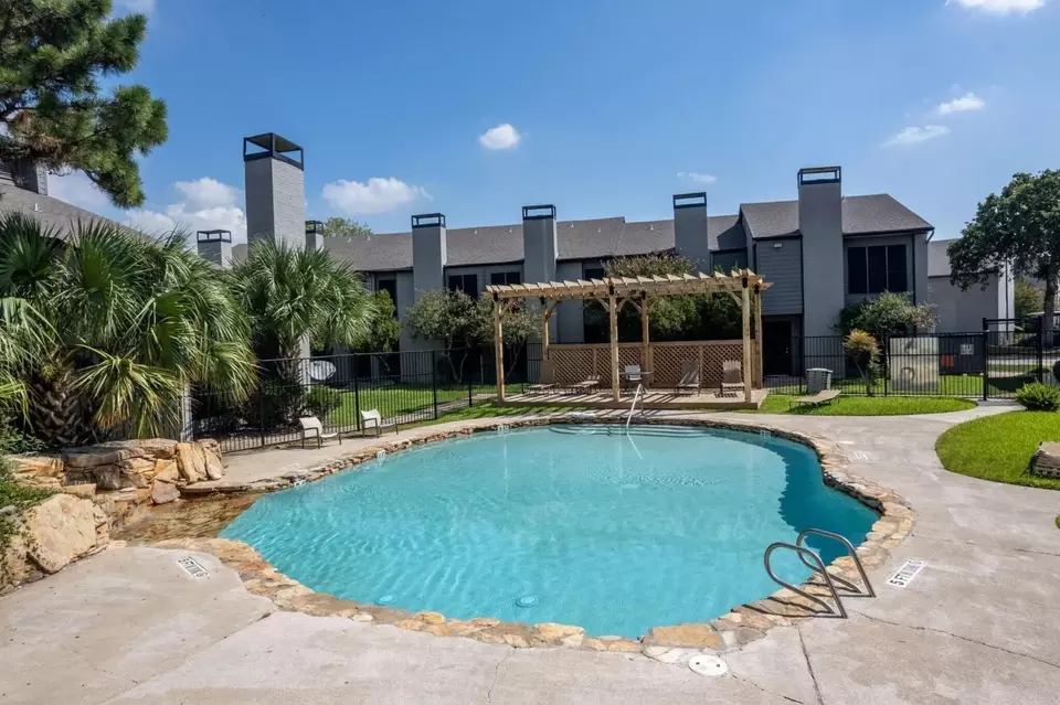  1110 El Camino Village Dr #9-902, Houston, TX 77058 photo 25