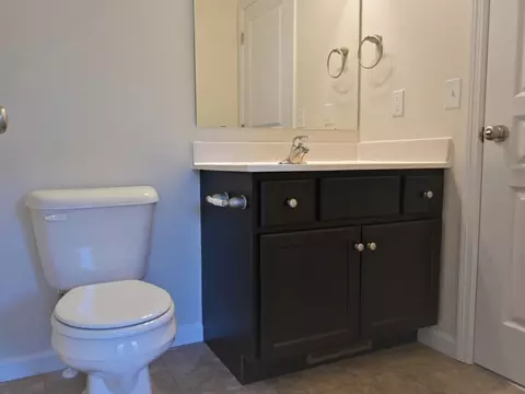 115 Erin Ct #80, New Oxford, PA 17350