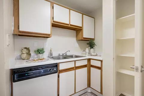 2000 E Roger Rd #C10, Tucson, AZ 85719 photo 6