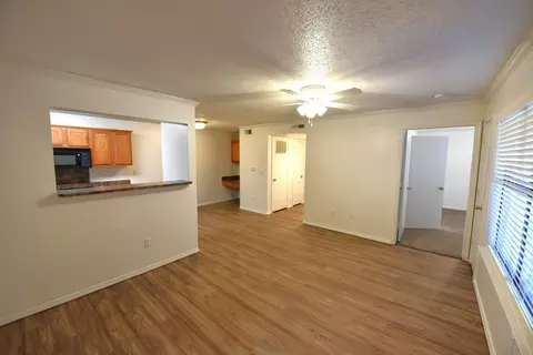 3751 Eagle Cliff Dr #09-912, Norman, OK 73072
