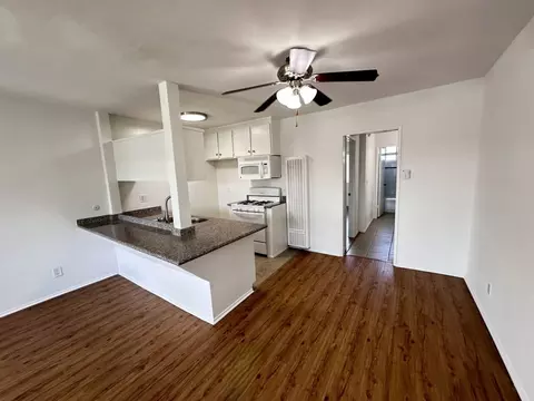 15925 Victory Blvd UNIT 217, Los Angeles, CA 91406