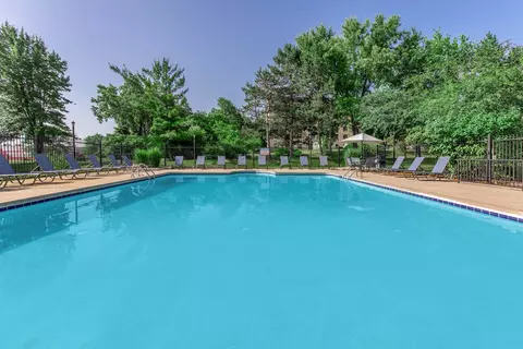 5545 Summer Ridge Blvd #07-68I, Kalamazoo, MI 49009