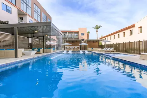 800 N Country Club Rd #1102, Tucson, AZ 85716