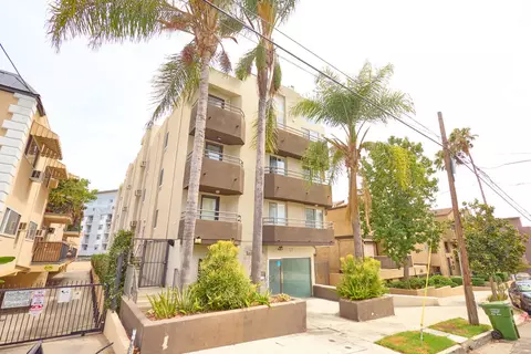 1632 N Formosa Ave #104, Los Angeles, CA 90046