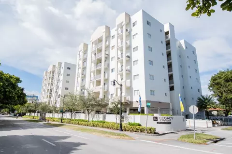 2110 SW 3rd Ave #40-4C, Miami, FL 33129
