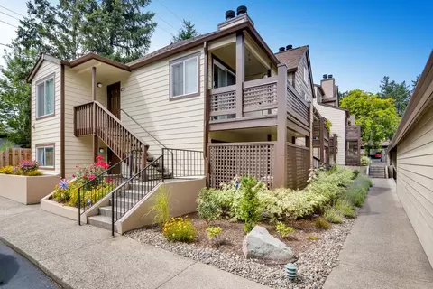 13925 SW Allen Blvd #30, Beaverton, OR 97005