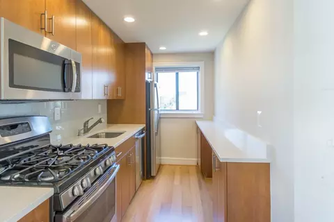 1112 M St NW #0604, Washington, DC 20005
