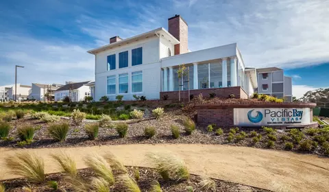 2 Pacific Bay Cir, San Bruno, CA 94066
