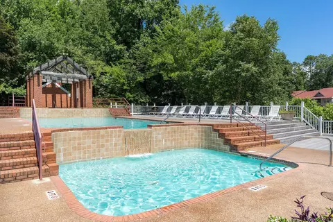 2200 Park Canyon Dr #2270-203, Dalton, GA 30720