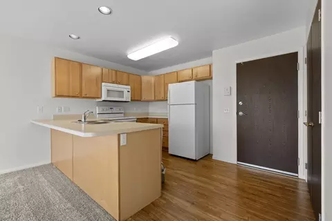 2412 E 4th St #110, Pierre, SD 57501