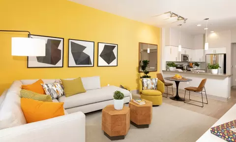 770 S Harbor Blvd #1302, Fullerton, CA 92832