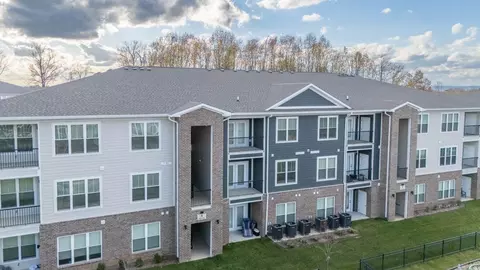 389 Plano Rd #1411, Bowling Green, KY 42104