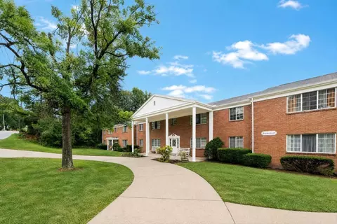 300 Craigdell Rd UNIT 206, New Kensington, PA 15068