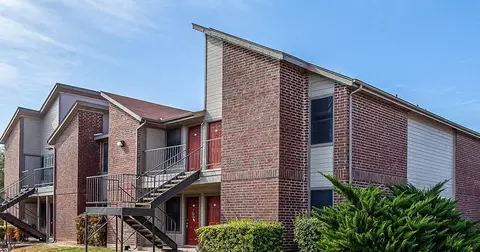 7577 Old Corpus Christi Rd #1701, San Antonio, TX 78223