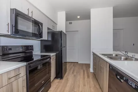 19422 Mountain Hwy E #E304, Spanaway, WA 98387