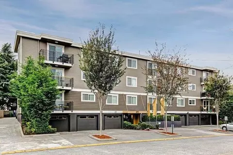 2251 NW 59th St #206, Seattle, WA 98107