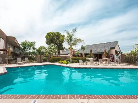 1651 S Dobson Rd #122, Mesa, AZ 85202