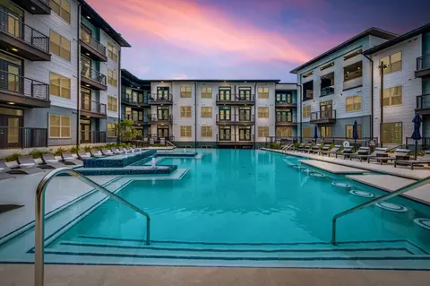 13853 Stonehawk Way #1545, Euless, TX 76040