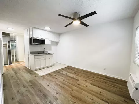 1825 Beloit Ave #06802, Los Angeles, CA 90025