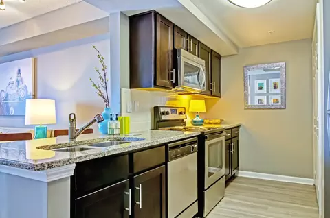 555 Church St #1014, Nashville, TN 37219