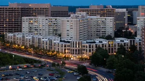 590 15th St S #135, Arlington, VA 22202