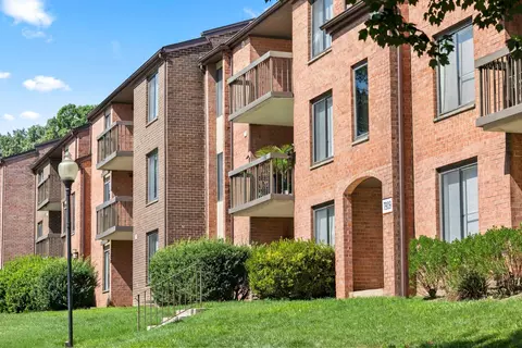 7931 Patriot Dr #7902T002, Annandale, VA 22003