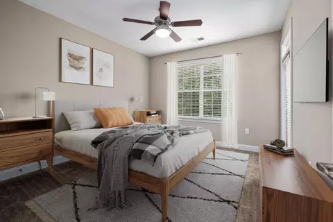 100 Spring Meadow Dr #08105, Chapel Hill, NC 27517