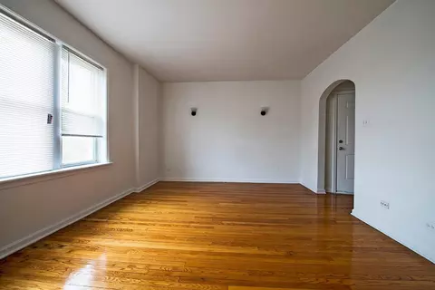8155 S Ingleside Ave #944-3, Chicago, IL 60619