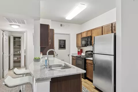 105 W 51st St #2305, Austin, TX 78751