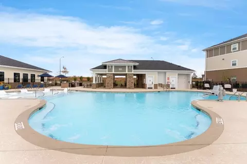 6000 Forest Village Dr #2301, Holly Springs, NC 27540