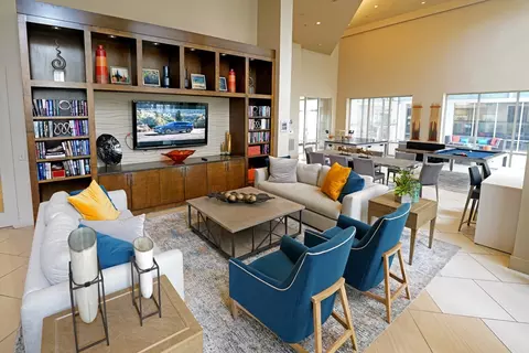 18101 Point Lookout Dr #1-330, Nassau Bay, TX 77058