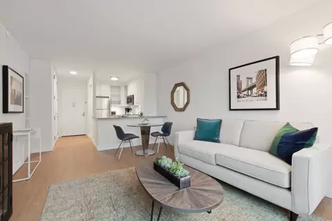 60 W 66th St #33C, New York, NY 10023