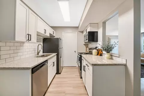 1000 Woodbrook Pl NE #400-400-404, Concord, NC 28025