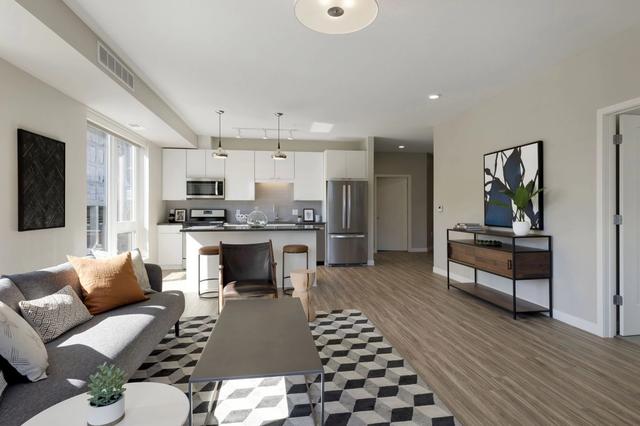 240 Chicago Ave #532, Minneapolis, MN 55415