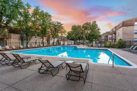 450 Forrest Ave #F201, Norristown, PA 19401