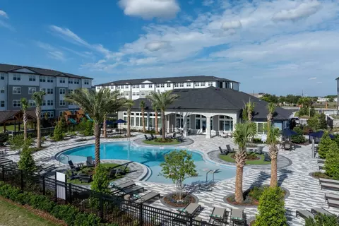 3202 Elsanta St #204, Plant City, FL 33566