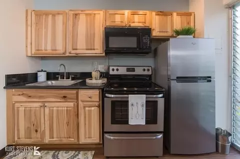 1442 Kewalo St #306, Honolulu, HI 96822