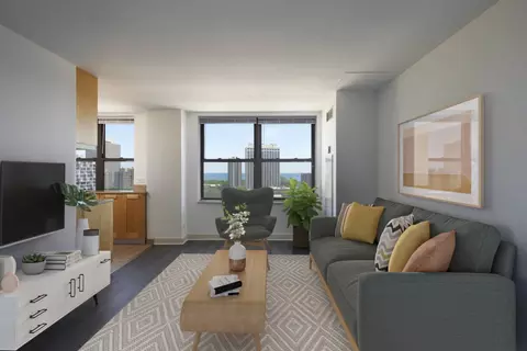 5200 S Blackstone Ave #0701, Chicago, IL 60615