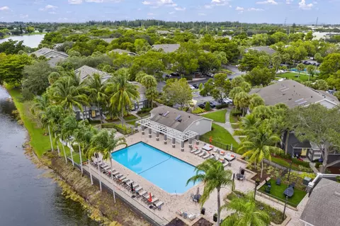 10000 Reflections Blvd W #205, Sunrise, FL 33351