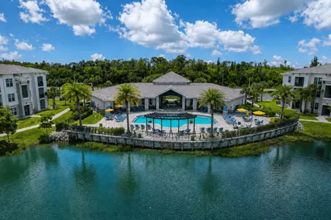 3305 Grant Cove Cir #8-105, Cape Coral, FL 33909