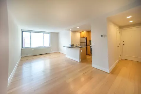 1112 M St NW #0703, Washington, DC 20005