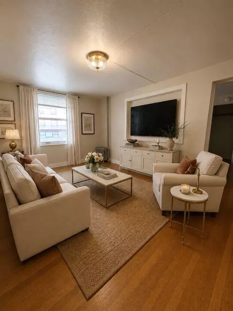 115 W Olympic Pl #C-06, Seattle, WA 98119