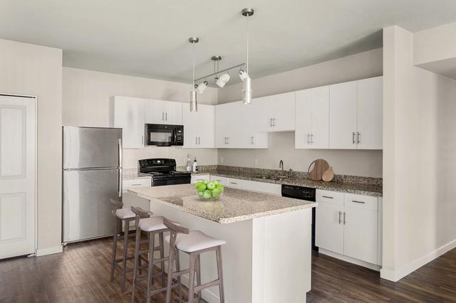31113 N North Valley Pkwy #20-3110, Phoenix, AZ 85085