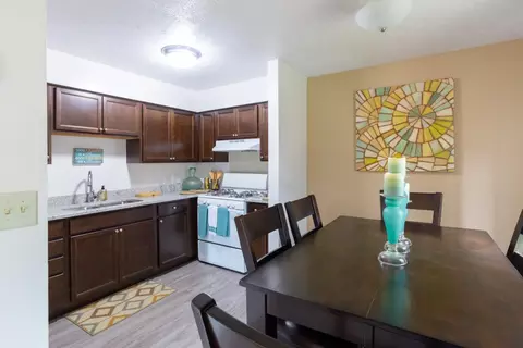302 Village Dr #01606, Mishawaka, IN 46545