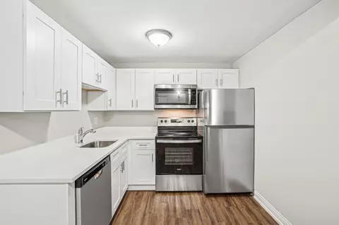 1547 W Irving Park Rd #A-321, Itasca, IL 60143