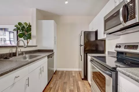 1050 Court St #108, San Rafael, CA 94901